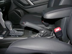 2013款 2.5L CVT 尊贵导航版 5座