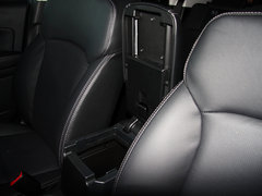 2013款 2.5L CVT 尊贵导航版 5座
