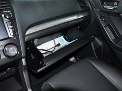 2013款 2.5L CVT 尊贵导航版 5座
