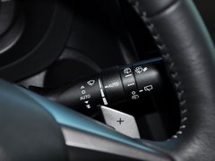 2013款 2.5L CVT 尊贵导航版 5座