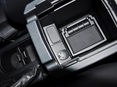 2013款 2.5L CVT 尊贵导航版 5座