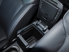 2013款 2.5L CVT 尊贵导航版 5座