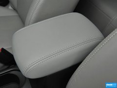 2013款 2.5L CVT 尊贵导航版 5座