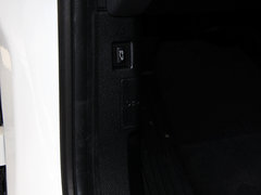 2013款 2.0T xDrive28i领先型 5座