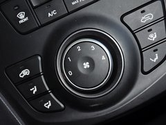 现代胜达 2013款 2.4L 自动 GL 2WD舒适型 5座