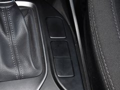 现代胜达 2013款 2.4L 自动 GL 2WD舒适型 5座