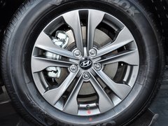 现代胜达 2013款 2.4L 自动 GL 2WD舒适型 5座