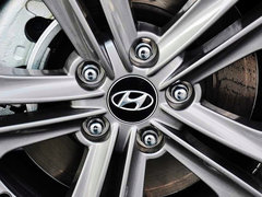 现代胜达 2013款 2.4L 自动 GLS 2WD智能型 5座