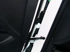 2013款 2.4L 自动 DLX 4WD尊贵型 7座