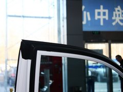 2013款 2.4L 自动 DLX 4WD尊贵型 7座