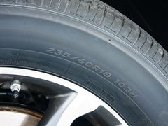 2013款 2.4L 自动 DLX 4WD尊贵型 7座