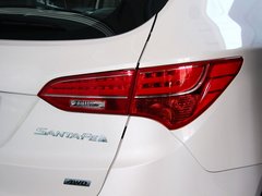 2013款 2.4L 自动 DLX 4WD尊贵型 7座