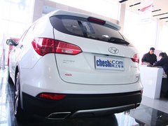 2013款 2.4L 自动 DLX 4WD尊贵型 7座