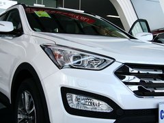 2013款 2.4L 自动 DLX 4WD尊贵型 7座