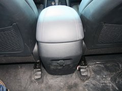 2013款 2.4L 自动 DLX 4WD尊贵型 7座