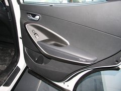 2013款 2.4L 自动 DLX 4WD尊贵型 7座