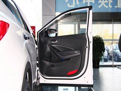 2013款 2.4L 自动 DLX 4WD尊贵型 7座