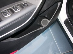 2013款 2.4L 自动 DLX 4WD尊贵型 7座