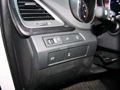2013款 2.4L 自动 DLX 4WD尊贵型 7座