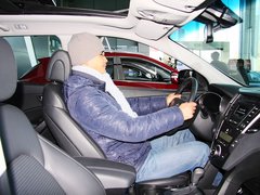 2013款 2.4L 自动 DLX 4WD尊贵型 7座