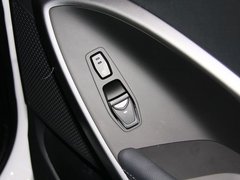 2013款 2.4L 自动 DLX 4WD尊贵型 7座