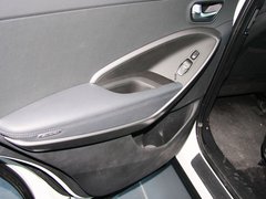 2013款 2.4L 自动 DLX 4WD尊贵型 7座