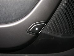 2013款 2.4L 自动 DLX 4WD尊贵型 7座