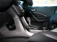 2013款 2.4L 自动 DLX 4WD尊贵型 7座