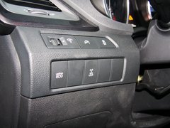 2013款 2.4L 自动 DLX 4WD尊贵型 7座