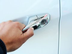 2013款 2.4L 自动 DLX 4WD尊贵型 7座