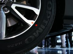 2013款 2.4L 自动 DLX 4WD尊贵型 7座