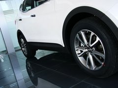2013款 2.4L 自动 DLX 4WD尊贵型 7座