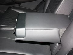 2013款 2.0T 自动 TOP 4WD顶级型 7座