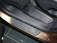2013款 2.0T 自动 TOP 4WD顶级型 7座