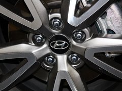 2013款 2.0T 自动 TOP 4WD顶级型 7座