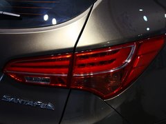 2013款 2.0T 自动 TOP 4WD顶级型 7座
