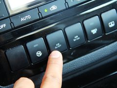 2013款 2.4L 自动 旗舰型
