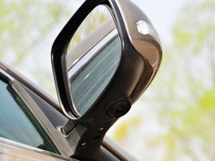 2013款 2.4L 自动 旗舰型