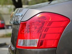 2013款 2.4L 自动 旗舰型