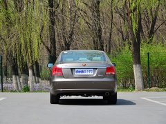 2013款 2.4L 自动 旗舰型