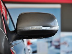 2013款 2.0L 自动 尊贵型