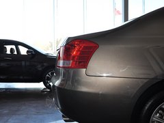 2013款 2.0L 自动 尊贵型
