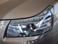 2013款 2.0L 自动 尊贵型