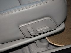 2013款 2.0L 自动 尊贵型