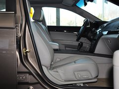 2013款 2.0L 自动 尊贵型