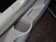 2013款 2.0L 自动 尊贵型