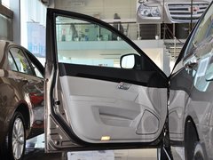 2013款 2.0L 自动 尊贵型