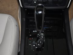 2013款 2.0L 自动 尊贵型