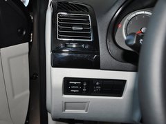 2013款 2.0L 自动 尊贵型
