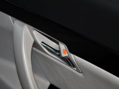 2013款 2.0L 自动 尊贵型